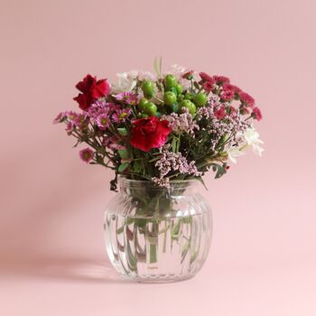 Valentine's Fresh Flower Posy And Card Gift, 3 of 6