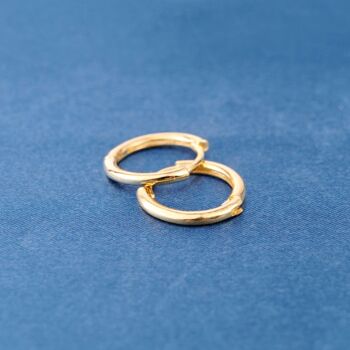 Gold 18 Mm Minimalistic Everyday Hoops, 3 of 7