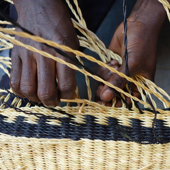 Huntuma: Black Pattern Woven Moses Basket, 3 of 7