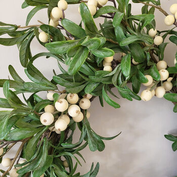 Large Mistletoe Christmas Wreath, 3 of 3