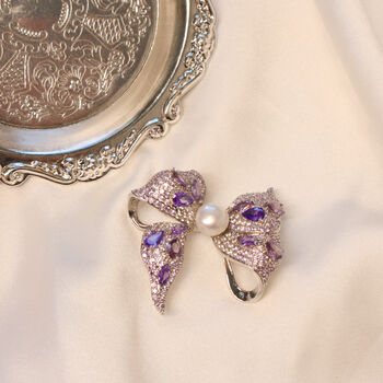 Majestic Grace Bow Brooch, 2 of 3