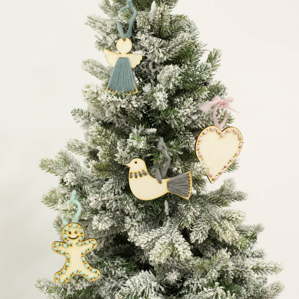 Wooden Heart Christmas Tree Decoration Craft Kit