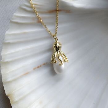 18 K Gold Octopus Necklace Gift Freshwater Pearl, 3 of 8