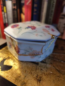 Octagonal Kintsugi Trinket Box, 3 of 3