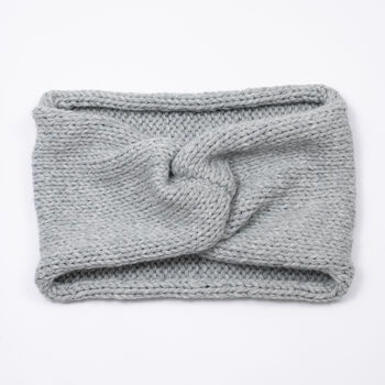 Snood With A Twist Knitting Kit, 7 of 10