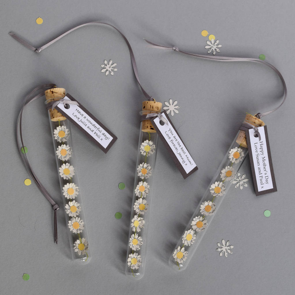 Paper Daisy Chain Personalised Gift, 1 of 7