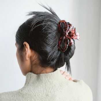 Lilou Flower Claw Hair Clip, 3 of 5