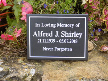 Personalised Tree Planting Plaque, 3 of 10