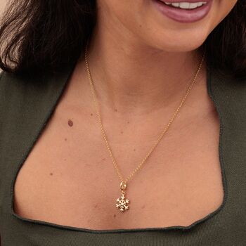 18ct Gold Snowflake Necklace, 3 of 6