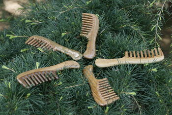 Green Sandal Wood Comb To Reduce Frizz, 5 of 6