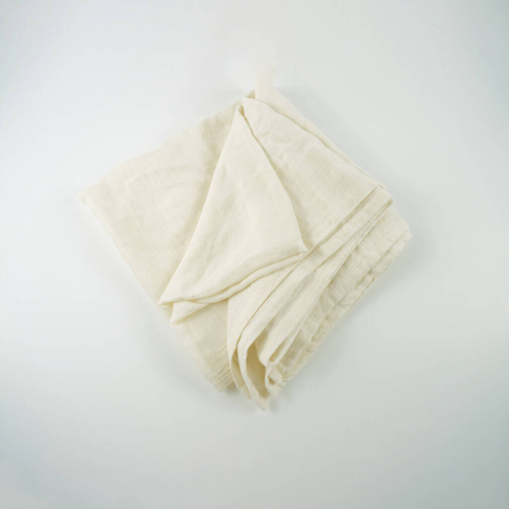 Cream Organic Cotton And Bamboo Swaddle Blanket By British Babies