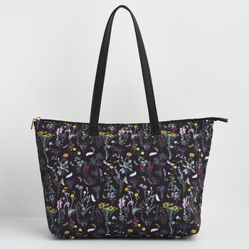 Wilderness Large Black Grab Tote, 4 of 7