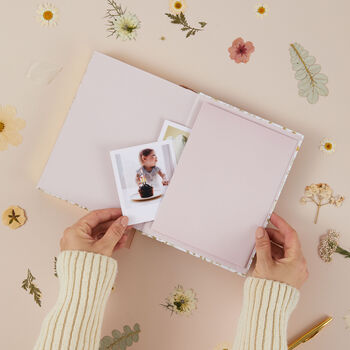 Five Year Mum Journal – Wildflower Motherhood Memory Book, 5 of 9