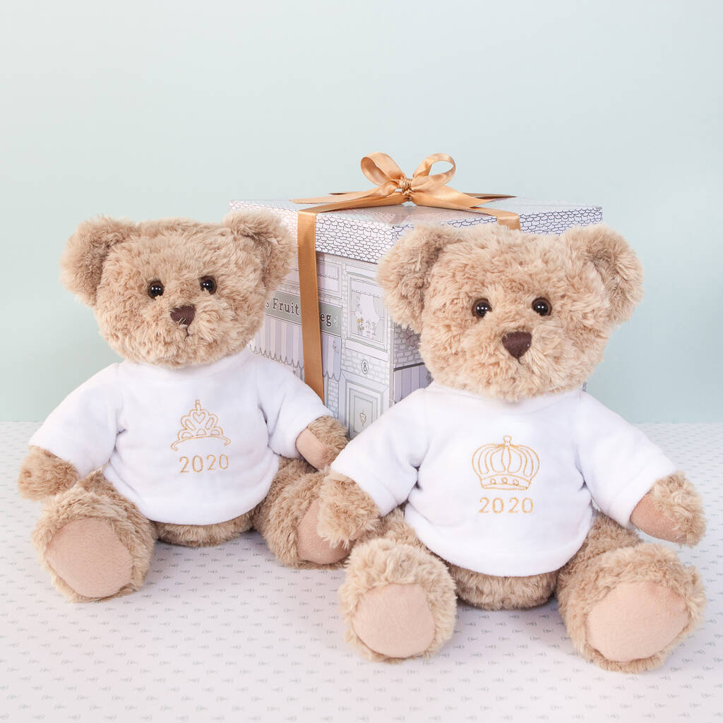 Image of 2020 Year Bear With Crown Or Tiara Embroidery