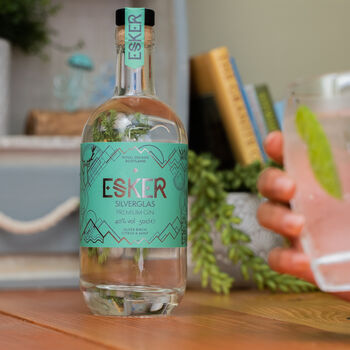 Esker Silverglas London Dry Gin, 2 of 4