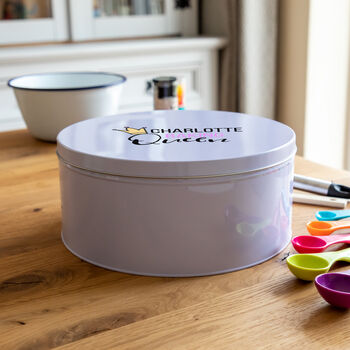 Personalised Baking Queen Cake Tin, 3 of 3