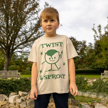 Twist And Sprout Boys' Christmas T Shirt, 3 of 4