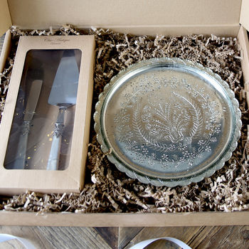 Etched Glass Plate And Cake Servers Gift Set, 4 of 4