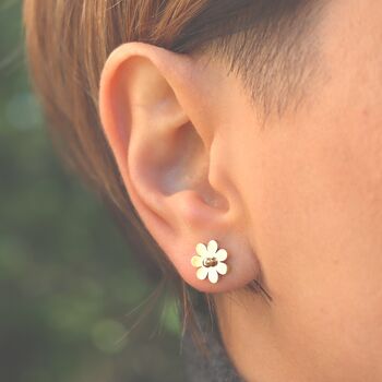 Daisy Flower Stud Earrings Floral Jewellery 18k Gold, 3 of 10
