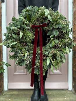 Fresh Luxury Natural Christmas Wreath, 5 of 6