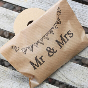 Kraft 'Mr And Mrs' Wedding Party Bag Set Of 90, 2 of 4