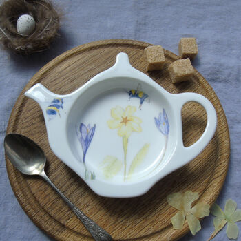 Spring Flowers And Bees Teabag Tidy, 7 of 11