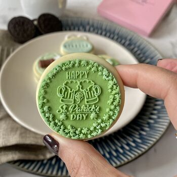 Personalised St Patrick's Day Chocolate Oreo Gift, 6 of 12