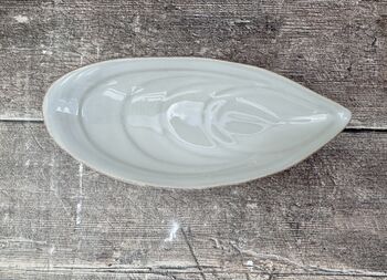 White Mussel Shaped Dish, 18.5cm, 2 of 3