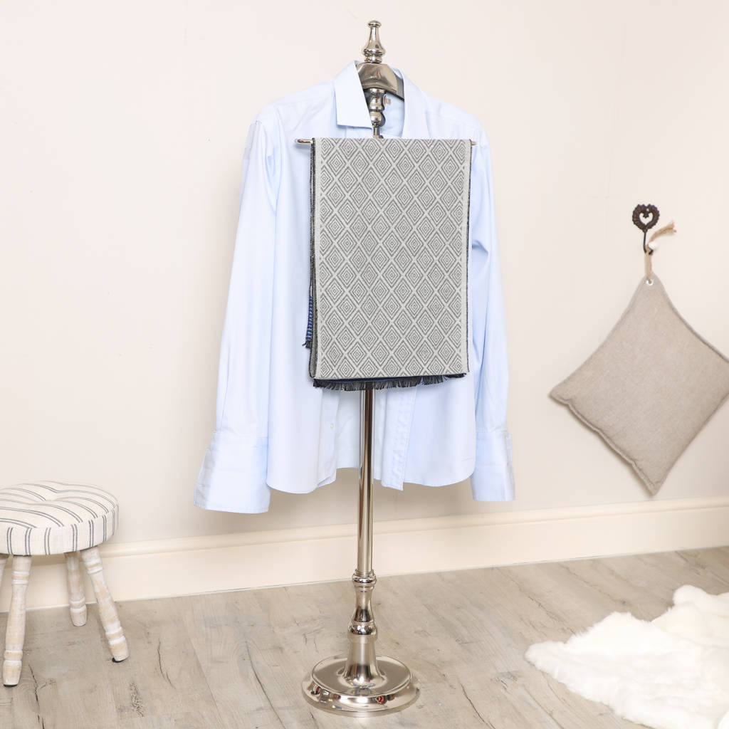 executive gentlemen's clothes valet by dibor