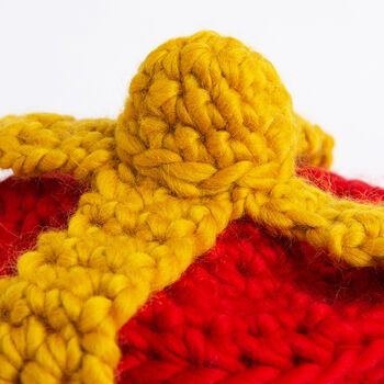 Coronation Crown Easy Crochet Kit, 6 of 8