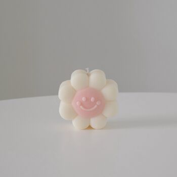 Smiley Flower Candle, 3 of 8