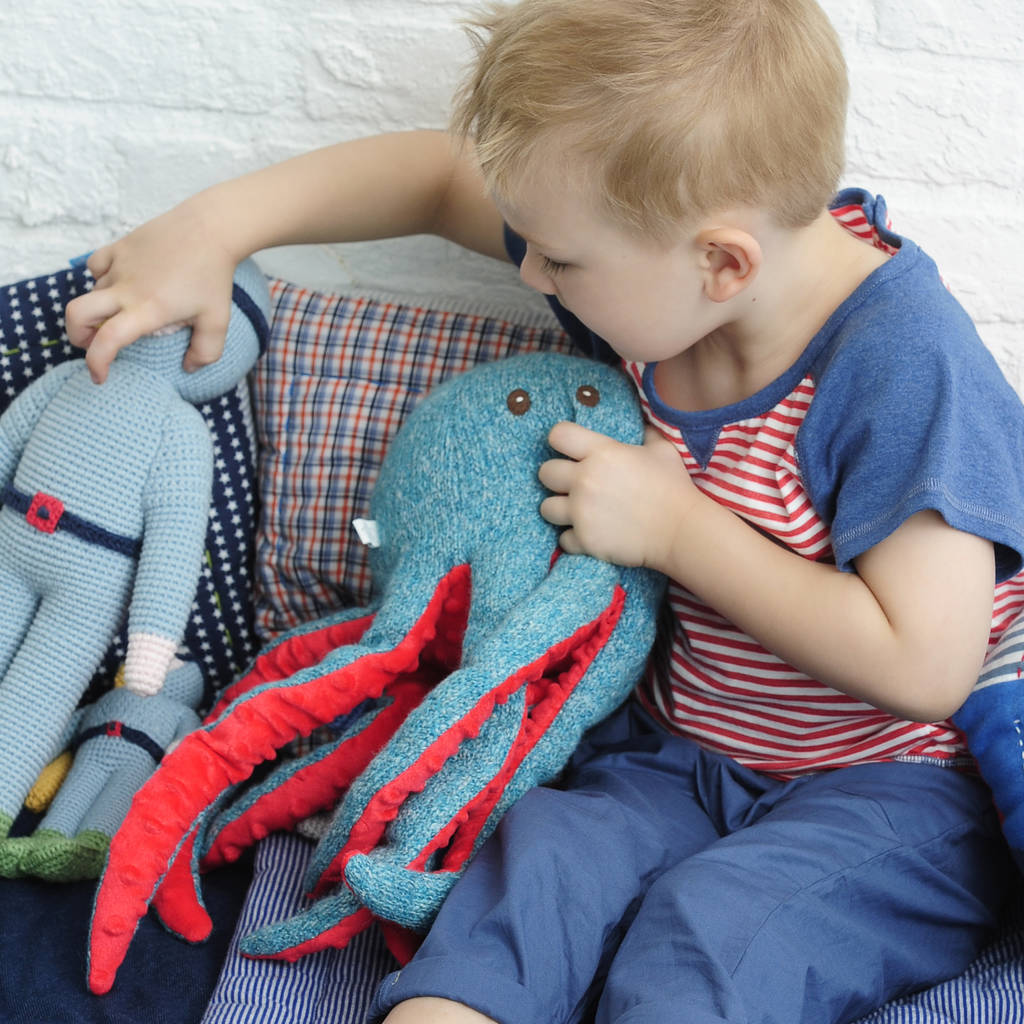 octopus soft toy