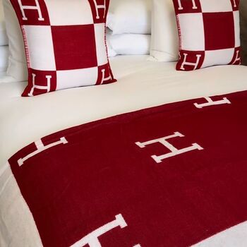 H Bundle Set Of Two Pillow Cases And Matching Throw, 2 of 6