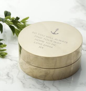 Personalised Iconic Adventurer's Sundial Compass, 2 of 7