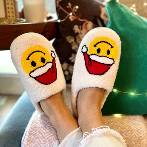 santa hat slippers