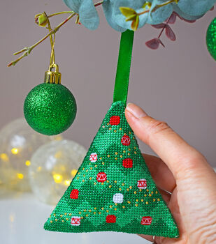 The best Christmas cross stitch kits for some festive crafting