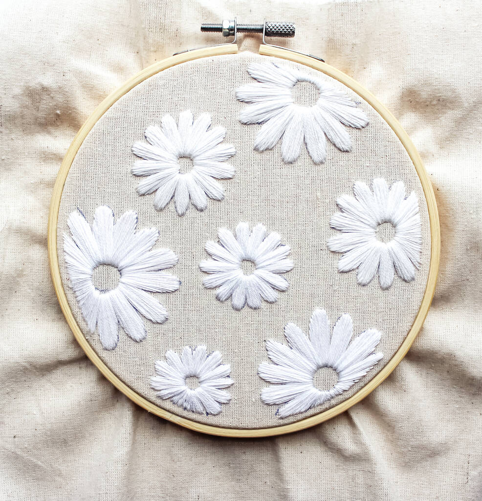 Daisy Embroidery Kit By Oh Sew Cute By Robyn