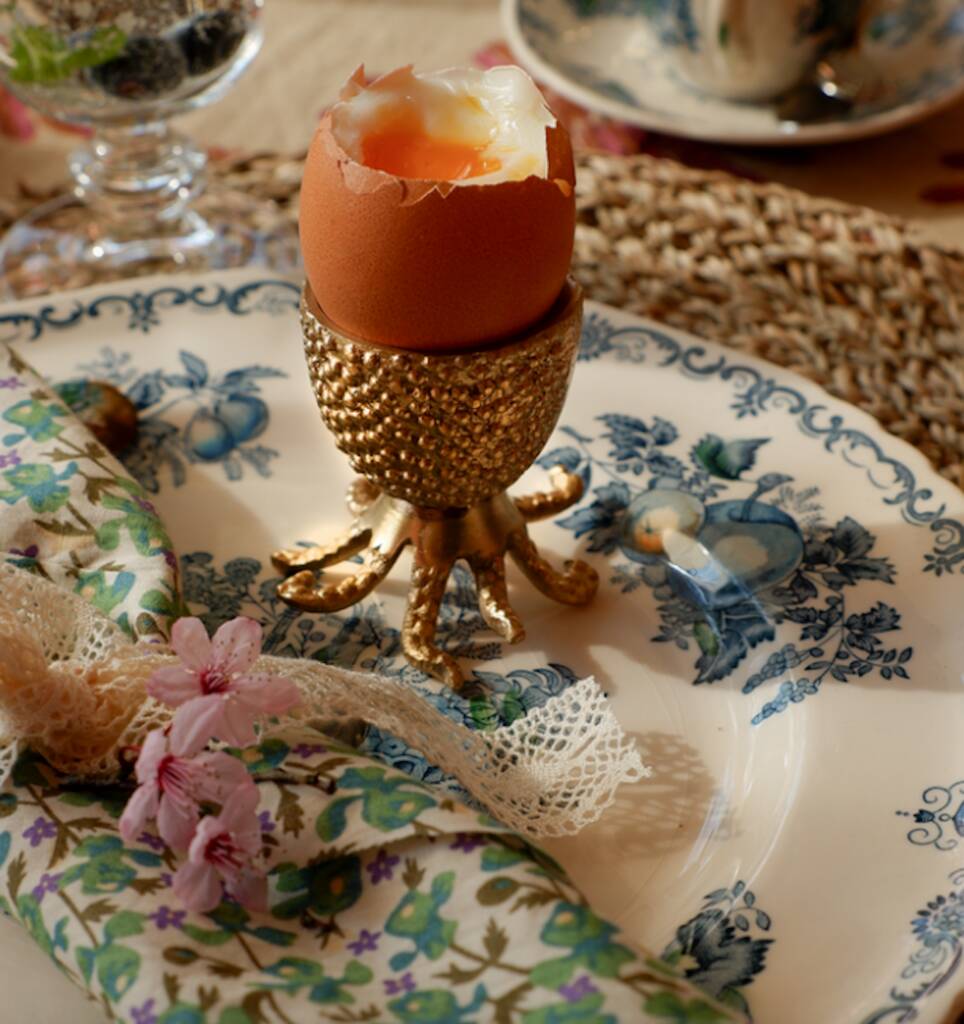 Olli Octo Egg Cup, 1 of 2
