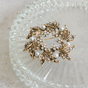 Golden Wreath Brooch, 3 of 5