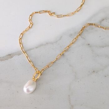 The Statement Pearl Necklace, 3 of 5
