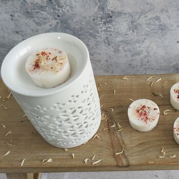 Elderflower And Rhubarb Botanical Wax Melts, 3 of 5