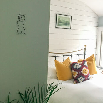 'The Cheeky One' Minimalist Wire Wall Art, 4 of 4