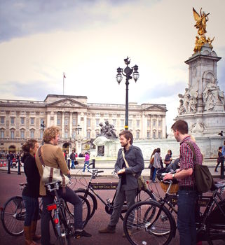 Discover London's Landmarks By Bike Experience For One, 2 of 9