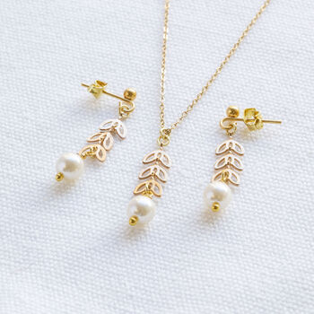 Pearl Leaf Chain Bridesmaids Jewellery Gift Set, 3 of 9