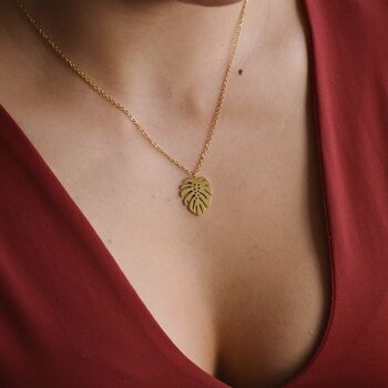 18 K Gold Monstera Leaf Pendant Necklace, 4 of 6