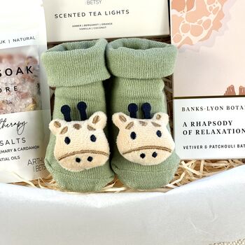 Giraffe Safari New Baby And New Parents Gift Set, 4 of 8