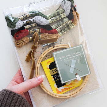 “Deck The Halls” With Christmas Lights Design Beginner Embroidery Kit, Hand Embroidery, 5 of 7
