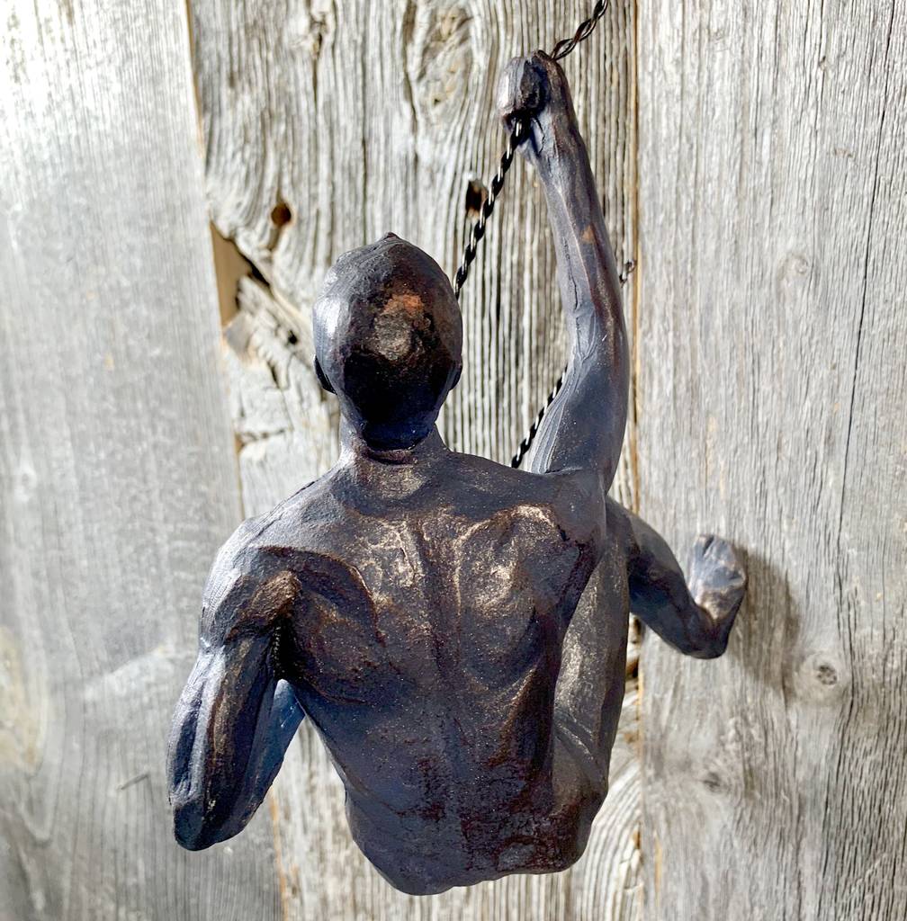 Climbing Man Wall Sculpture Lo061 By London Garden Trading