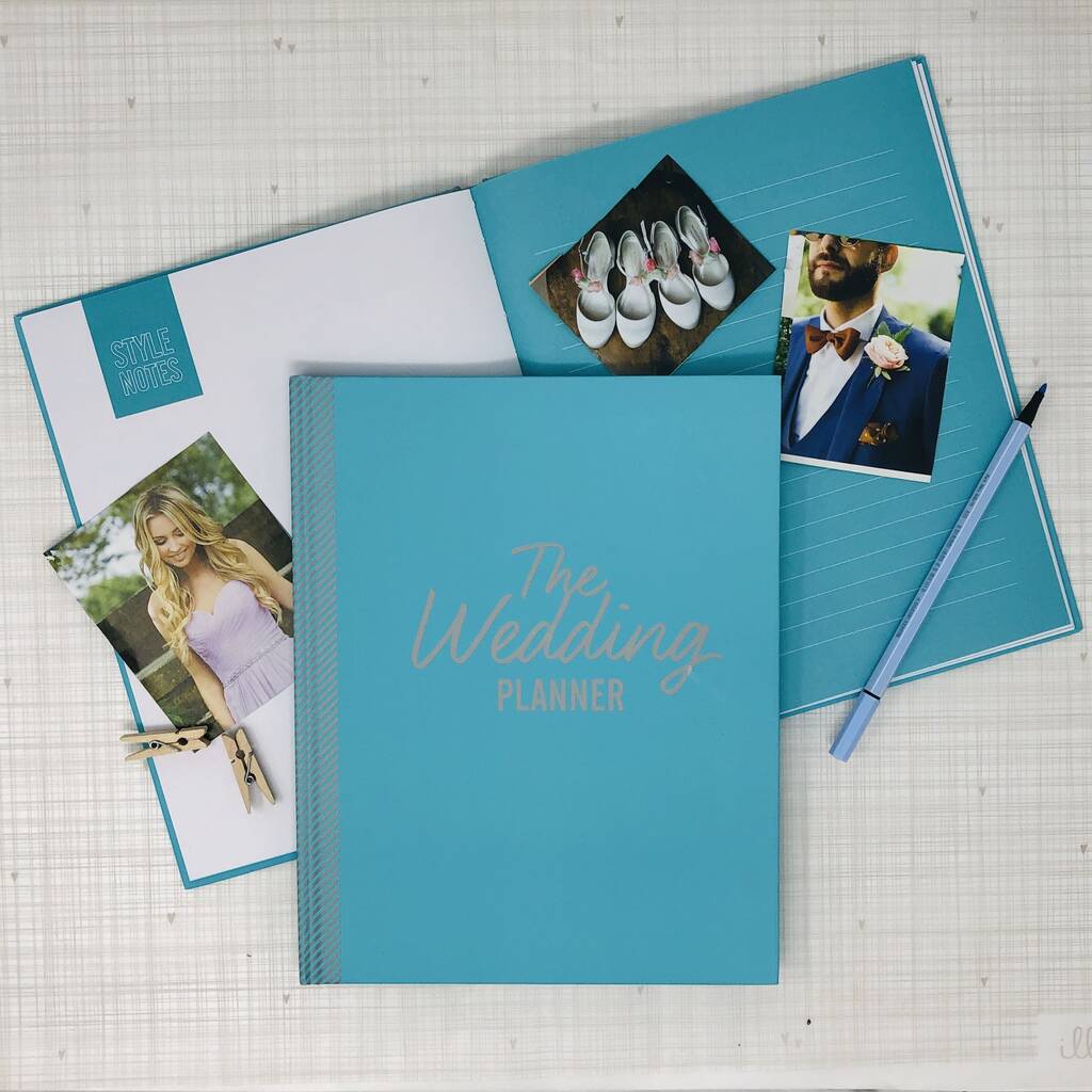 The Ultimate Wedding Planner In Tiffany Blue, 1 of 12
