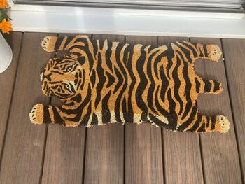 Tiger Shaped Coir Door Mat – 74x38cm Orange And Black, 3 of 4
